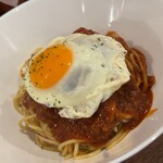 お一人様用すぱげてぃ専門店 ちゃっぷまん - 目玉焼き載せ