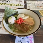 てぃーだ - 料理写真:てぃーだそば味玉