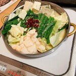 Motsu Nabe To Goma Sabaga Jiman No Izakaya Shiro Ya - もつ鍋(味噌)2人前