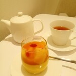 ザ・ペニンシュラ ブティック&カフェ 新丸ビル店 - 