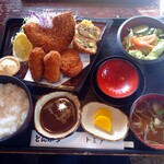 とんかつトミタ - えだ豆入りのカツ、かぼちゃはボリューミー！一口カツや色々盛りだくさんなのは、天狗ではなく真田の方！天狗定食も美味しそうでした！（そちらはかぼちゃではなく海老フライ）