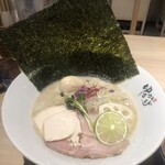 東京 鶏白湯ラーメン ゆきかげ - 特製濃厚鶏白湯POTAそばのアップ