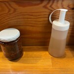 煮干中華ソバ イチカワ - 卓上調味料。