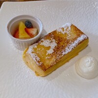 BISTRO FAVORI 代官山 - 