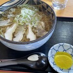 そば処多喜 - 温かい肉中華７５０円