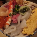 丸金寿司 - 海鮮丼（御飯大盛り）￥１０００