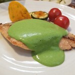 キッチン ブルー グローブ - 正面から、今日もソースはタップリ！？