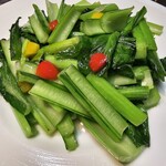 Stir-fried seasonal green vegetables