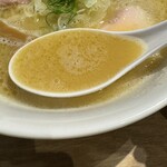 麺処 虵の目屋 - 鶏白湯