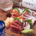 Five pieces of sashimi