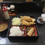 酒菜 竹井 - 牡蠣フライ定食 1,000円