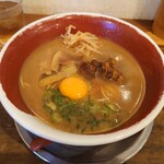 麺王 - 徳島ラーメン(生卵)