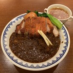 Chuugokuryouri Sui - 翠式咖哩炒飯排骨トッピング、中華スープ付き