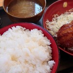 丼べえ - ヒレカツ定食、ご飯大盛り。600円