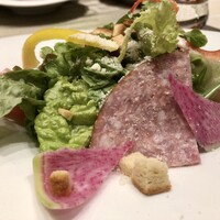 俺のフレンチ グランメゾン 大手町 - 季節のサラダ