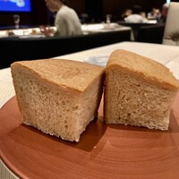 俺のフレンチ グランメゾン 大手町 - パン
