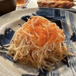 飯・酒場 コマメヤ - じゃが芋と飛びっ子のハリハリ 350円