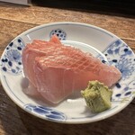 飯・酒場 コマメヤ - 金目鯛皮霜造り 500円