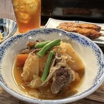 飯・酒場 コマメヤ - お袋の肉じゃが  400円