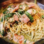 力パスタ - ジェノベーゼ ほうれん草とベーコン+モッツァレラ+アスパラガス