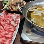 Gyuutan Shabu Shabu Semmonten Takenoko - 牛タンしゃぶしゃぶお野菜付(2人前)