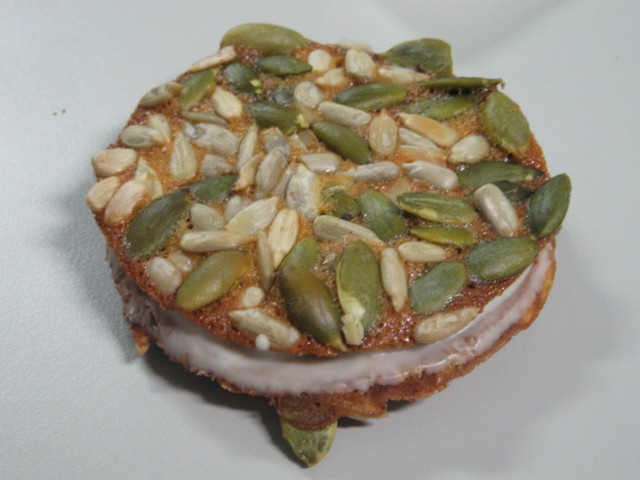 ショウコウドウ（正貢堂） - 大曲（ケーキ）の写真