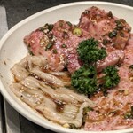 Kanzen Koshitsu Yakiniku Itadaki - タレの精肉3種