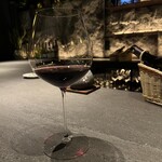 Wine Cave 九二 - 