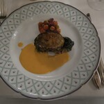 メインダイニング - 活アワビのステーキ　川奈ホテル特製雲丹風味のクリームソース