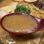 北海道ラーメン 醸 - まろやかなスープ