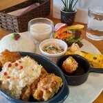 hirunobu - 料理写真:週わ替りプレートランチ　A.チキン南蛮　1290円税込