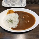 東京スパイスカレー - 料理写真:牛すじ煮込みカレー
