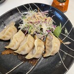 餃子のハハ 国際センター店 - 