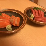 Kakurega Sakaba Osanai - 刺身(本ﾏｸﾞﾛ、ｻｰﾓﾝ)