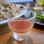 Hakata Robata Fisshuman - ブラッドオレンジジュース・・胃を整える（と言われたような）ので、先にお飲み下さいとのこと。