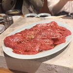 炭火焼肉ホルモンさわいし - 