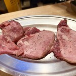 浅草二丁目ハッピー通り居酒屋焼肉時大和カズン - 