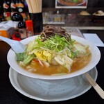 麺類 をかべ 本店 - ちゃんぽん大盛り