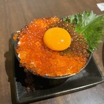 全席個室居酒屋 国産和牛肉寿司と海鮮 とろけ酒場 赤羽店 - 