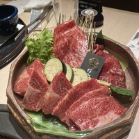 牛刺しと焼肉 仔虎 クリスロード店 - 
