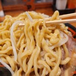 東京ぶたくらぶ - ツルッとした食感の麺