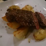 らんぷ亭 - 牛心臓のロースト。ジャガイモの火の通し◎