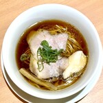 中華そば 馨 - 料理写真:鶏中華そば(950円)