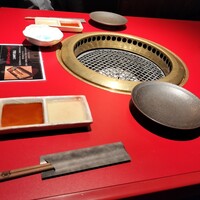 和牛とタン 焼肉 とみ 新橋本店 - 