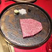 和牛とタン 焼肉 とみ 新橋本店 - 