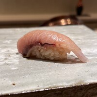 神楽坂すし旭飛 - 氷見の鰤！