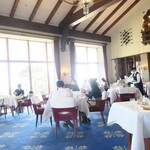 メインダイニング - 内観