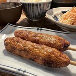 飯・酒場 コマメヤ - 牛タンつくね串（2本）400円