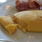 メインダイニング - オムレツ（焼印）