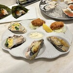 Emit Fish Bar Oyster And Grill - 